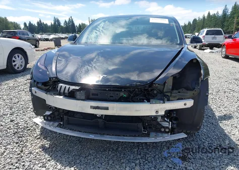 2020 Tesla Model 3 z USA, uszkodzony, nr VIN 5YJ3E1EA2LF784774